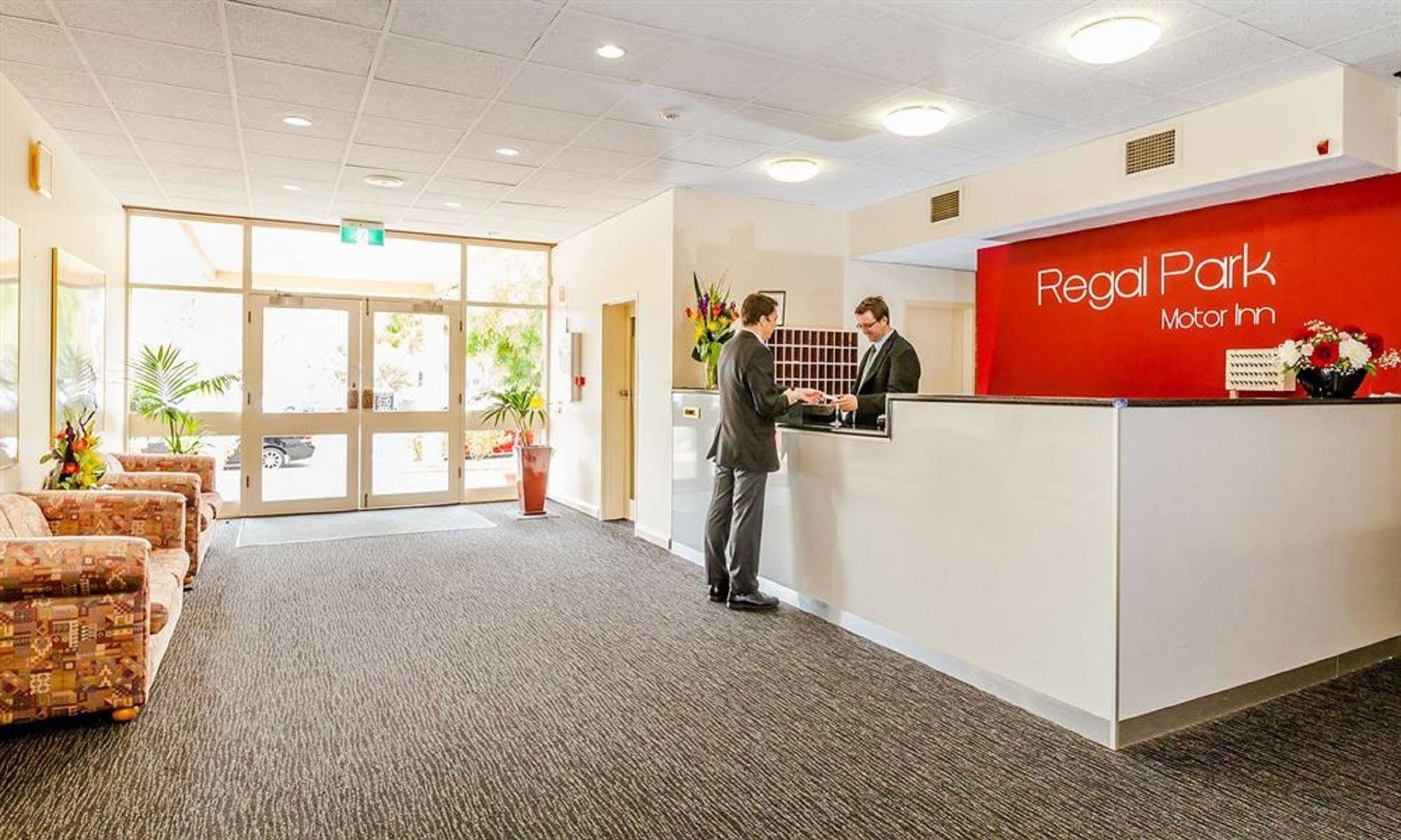 Comfort Inn Regal Park Adelaide Exterior foto